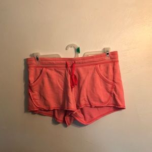 Pink shorts with pockets